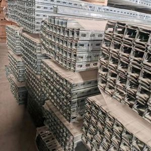 Dompet baja galvanis 1 8-3 0mm kualitas tinggi pabrik dan saluran baja berbentuk C desain Modern untuk penggunaan gedung kantor - Product Image 2