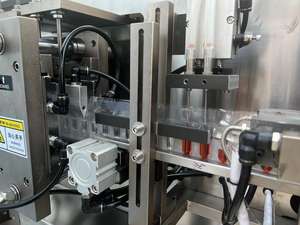 Автоматическая машина для розлива жидкого красного женьшеня - Product Image 4