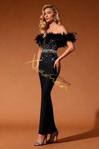 <span class=keywords><strong>Robe</strong></span> <span class=keywords><strong>de</strong></span> <span class=keywords><strong>soirée</strong></span> maxi chic modeste en bandage noir avec garniture en plumes <span class=keywords><strong>de</strong></span> luxe fabriquée par Ocstrade, ornée <span class=keywords><strong>de</strong></span> perles brillantes - Product Image 3