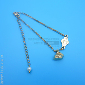 Pulsera con Dijes de Animales en Aleación de Zinc, Hecha a Medida, Color Dorado, Joyería de Regalo, Origen Dongguan - Product Image 2
