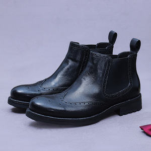 Botas de cuero con suela gruesa y diseño retro británico, estilo Goodyear, aptas para todas las ocasiones, estilo empresarial moderno, para hombre. - Product Image 1
