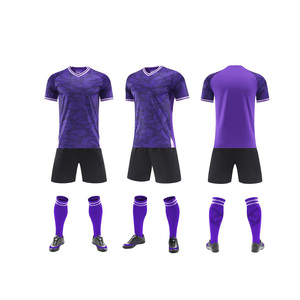 Großhandel Spanien Fußball Trikot High Thai Qualität Home Gold Fußball Shirt Schwarz Cup Grün Rot Weiß Uniformen Sets - Product Image 3