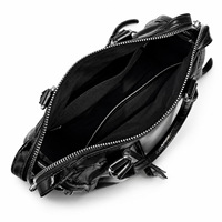 Sac carré rétro pour moto, nouvelle collection 2026, sac à main pour femme avec rivets, fermeture éclair, en polyester, style urbain tendance, à porter à l'épaule