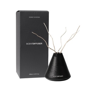 Bán buôn tùy chỉnh màu đen và trắng sang trọng nóng bán gốm trang trí nhà kỳ nghỉ Quà Tặng sậy khuếch tán - Product Image 2