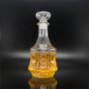 Bouteilles en verre transparent personnalisables en gros, cylindriques et fines, 240 ml, 560 ml, 735 ml, avec bouchon en cristal, gravure à l'<span class=keywords><strong>acide</strong></span> et sérigraphie - Product Image 1