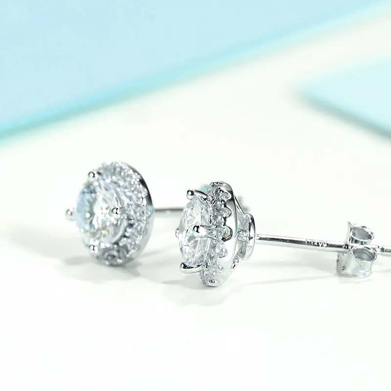 ต่างหูเงินแท้ 925 หรูหราพร้อมกระดุมหูคลาสสิก Moissanite เพชร VVS1