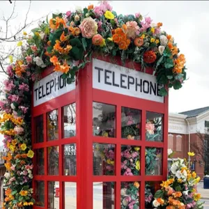 Cabina de teléfono vintage londinense, suministros de boda con flores artificiales, rosa, gran oferta