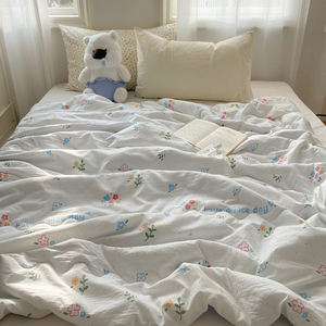 Couvre-lits imprimés en patchwork, couvre-lits imprimés avec rembourrage en polyester pour une utilisation estivale, anti-allergique <span class=keywords><strong>et</strong></span> écologique, couvre-lits pour enfants à motifs de dessins animés - Product Image 4