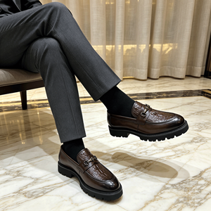 Mocassins pour hommes de qualité supérieure, marron, à semelle épaisse, effet croco, avec mors de cheval, respirants, à enfiler - Product Image 5
