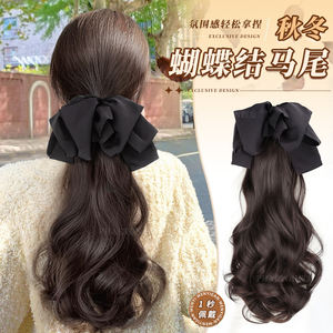 วิกผมผู้หญิงแบรนด์ในประเทศ แบบหางม้าติดกิ๊บหนีบ พร้อมโบว์ผูกผม หางม้าต่ำ ฟูเป็นธรรมชาติ สำหรับใช้ในชีวิตประจำวัน - Product Image 4