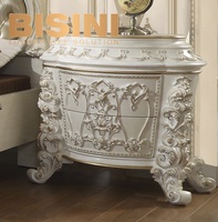 Ensemble de chambre à coucher en bois sculpté à la main de style rococo français de luxe, blanc antique, lit king-size de style palais royal