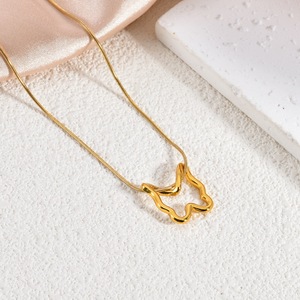 Collar con Colgante de Acero Inoxidable con Corazón Hueco, Estilo Deportivo para Mujer, Popular en <span class=keywords><strong>Instagram</strong></span>, Cadena de Alta Gama que Combina con Todo - Product Image 4