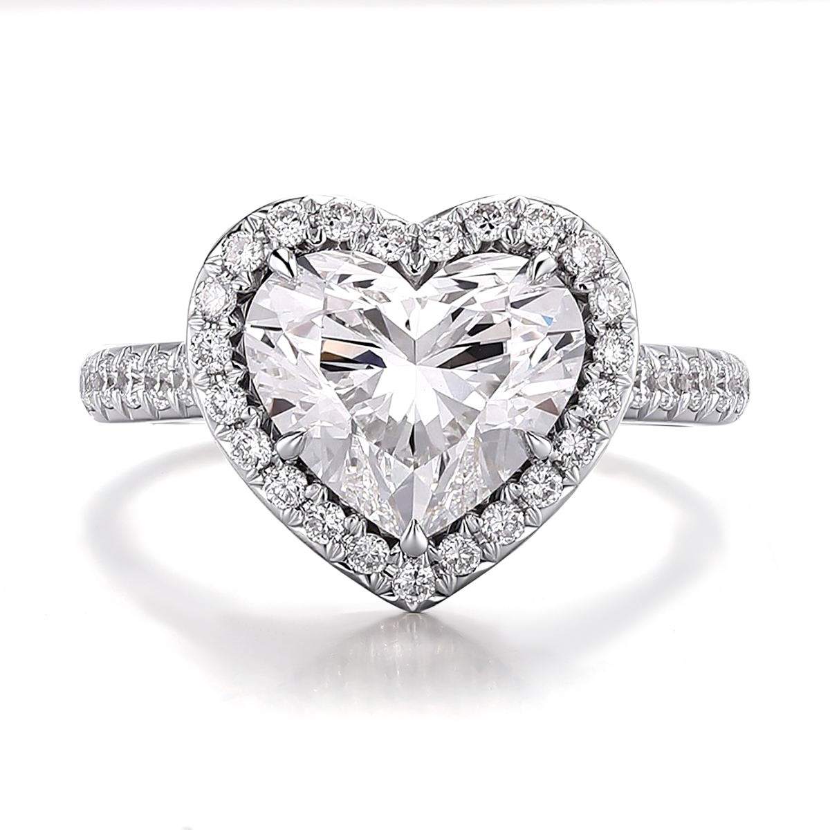 Anillo de oro macizo de 14 quilates con diamante de laboratorio