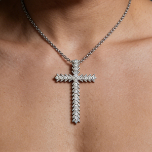 สร้อยคอจี้รูปกางเขนแบบคลาสสิก ชุบทองคำขาว 10K/14K/18K ประดับเพชร CVD ผลิตในห้องปฏิบัติการ ของขวัญสำหรับโอกาสพิเศษ - Product Image 6