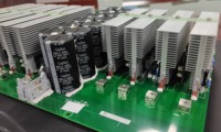 Circuit de commande BMS à interrupteur thermique intégré pour driver LED haute performance