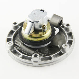 Bouchon de réservoir d'essence pour moto, capuchon pour réservoir de carburant, pour Kawasaki <span class=keywords><strong>Ninja</strong></span> 250, EX300 <span class=keywords><strong>300</strong></span>, ER250, Z250, <span class=keywords><strong>Z300</strong></span> et Z250SL, haute qualité, 2 pièces - Product Image 2