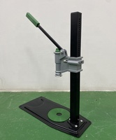 Outil de serrage manuel pour bouteilles, machine à sertir les capsules de 26 mm et 29 mm, sertisseur de bouteilles robuste en métal, action facile, sertisseur de bouteilles de table