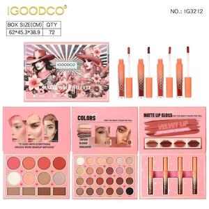 Commerce transfrontalier : Kits de maquillage multi-produits (palettes de fards à paupières, pinceaux à fards à paupières, livrets de maquillage), Poudre minérale waterproof - Product Image 5