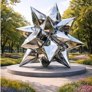 Scultura in Acciaio Inossidabile a Sfera Spinosa Lucidata a Specchio, Arte Moderna Astratta in Metallo, Adatta per Decorazioni Paesaggistiche Esterne e Parchi - Product Image 1