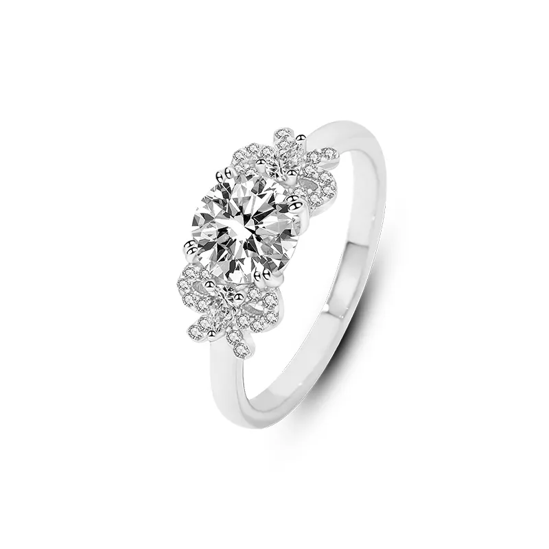 Custom Jewelry Cubic Zirconia Diamond Ring Classic Style Moissanite Ring For Women