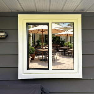 Ventana corrediza de aleación de aluminio con mosquitera de fibra de vidrio certificada AS2047, apertura horizontal, diseño minimalista para patio. - Product Image 1