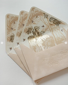 Enveloppe de mariage rose poudré de luxe, motif pagode japonaise et <span class=keywords><strong>fleurs</strong></span> de cerisier en <span class=keywords><strong>aquarelle</strong></span>, dorure à chaud, impression personnalisée - Product Image 6