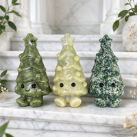 Figurine d'arbre de Noël mignonne sculptée à la main en pierre précieuse naturelle, statue d'arbre en cristal, décoration d'intérieur, artisanat en cristal, cadeau
