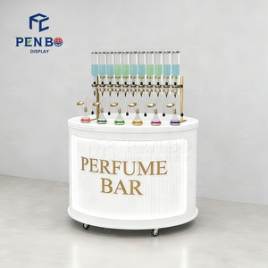 Quầy trưng bày nước hoa di động bằng gỗ tròn tùy chỉnh, quầy nước hoa nhỏ gọn với thiết kế dạng ki-ốt để bán - Product Image 2