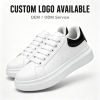 Sneakers en cuir PU blanc personnalisées avec logo de marque privée, fabriquées directement en usine, plateforme épaisse, antidérapantes, légères, OEM ODM