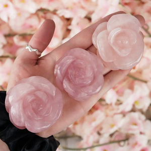 Venta al por Mayor de Artesanías de Cristal Naturales de Alta Calidad Talladas a Mano, Tallados de Flores de Cuarzo Rosa para Decoración y Regalos - Product Image 2