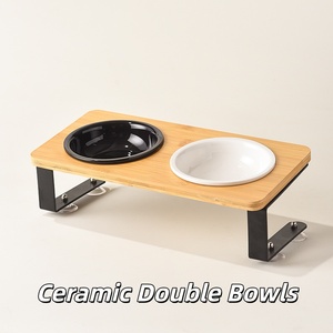 ชามเซรามิกยกสูงสำหรับแมวและสุนัขขนาดเล็ก เป็นมิตรกับสิ่งแวดล้อม พร้อมขาตั้งไม้จริง ชุดภาชนะใส่อาหารสำหรับแมวและ<span class=keywords><strong>ลูก</strong></span>สุนัข - Product Image 3