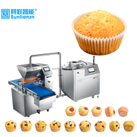 Machine automatique de remplissage de gâteaux roulés suisses, déposeuse de brownies pour ligne de production d'usine de boulangerie