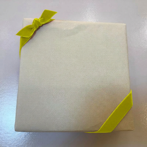 Noeuds élastiques écologiques de luxe avec design de nœud papillon, pré-noués pour l'emballage cadeau et la décoration de vêtements - Product Image 6
