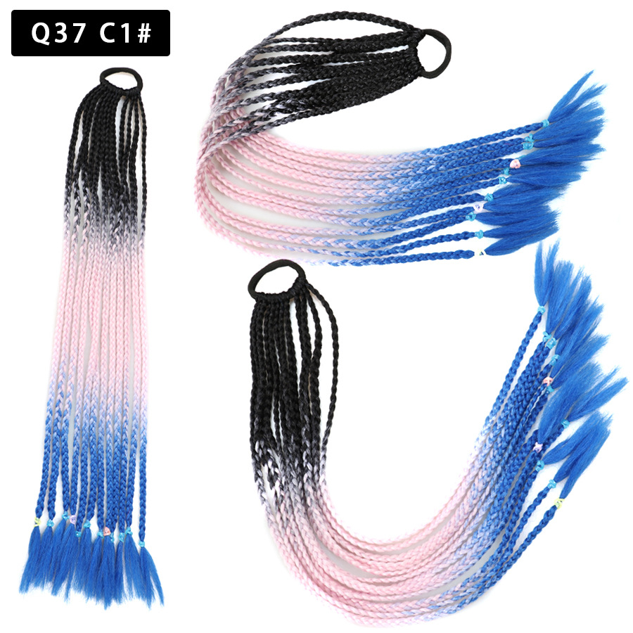 Q37-c1 # (dégradé de trois couleurs)