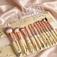 Ensemble de 12 pinceaux de maquillage de luxe à manche en bois avec strass pour fard à paupières, poudre libre, éclaircissement et contouring - Idéal pour les débutants