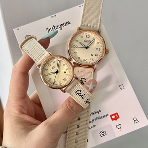 Reloj Elegante para Mujer, Aspecto Refinado y Lujoso, Resistente al Agua, Reloj de Cuarzo - Product Image 3