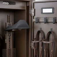 Boîte à équipement équestre sur mesure en acier, casier de rangement pour équipement équestre, fabrication de tôles, découpe laser, pliage, soudage, peinture en poudre