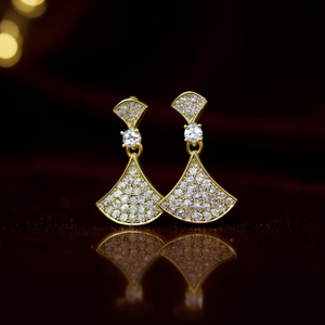 Pendientes de cristal dorado de lujo para mujer, diseño geométrico, joyería de fiesta rellena de oro de 18 quilates, pendientes con microincrustaciones de diamantes de imitación - Product Image 2
