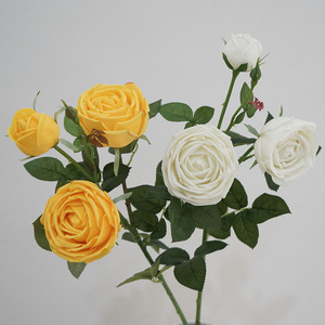 4头白色红色天鹅绒花办公室派对装饰婚礼花束人造花玫瑰