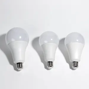 5W 7W 9W 12W 15W 18W 2700K-6500K E27 B22 Titulaire Haute Puissance Éclairage LED Ampoule Fournisseur Lampe