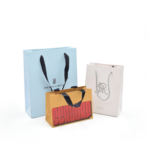 Sacs cadeaux en carton <span class=keywords><strong>kraft</strong></span> rose recyclable de marque pour mariages, anniversaires, célébrations, ajoutant une élégance intemporelle, logo <span class=keywords><strong>personnalisé</strong></span> - Product Image 5