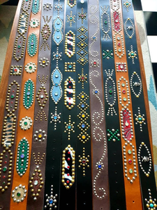 Cinturón de Cuero Vintage de Diseño, Estilo Gótico Hip Hop, con Hebillas Cuadradas, Remaches y Tachuelas, Hecho a Mano y Personalizado - Product Image 4