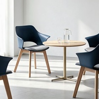 Chaise de visiteur ergonomique moderne en plastique et bois pour bureau, réception, chambre, école - Confortable pour salle d'attente (vente en gros)
