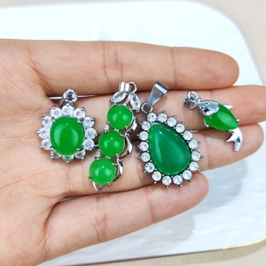 Grosir harga murah batu alam hijau giok emas Buddha labu hati Apple kupu-kupu giok lumba-lumba liontin untuk Diy kalung - Product Image 4