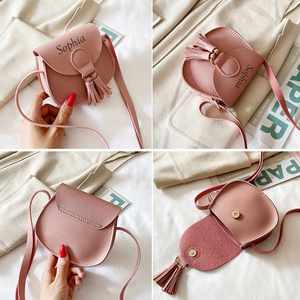 Sac à main souvenir pour bébé fille, mini sac bandoulière personnalisé, cadeau en cuir avec nom gravé, premier sac à main pour tout-petit - Product Image 5