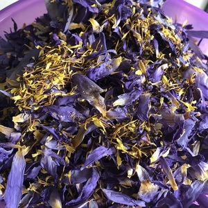 ชาสมุนไพรดอกบัวสีน้ำเงินแห้งทำมือจากธรรมชาติ  กลีบดอกบัวสีน้ำเงินแห้งสำหรับขาย - Product Image 1