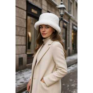 Sombrero de Pescador Beige Importado de Primera Calidad con Plumas, Bordado 3D, Lazos con Estilo a Rayas, Accesorio de Invierno Moderno - Vibrante Spk1102-1 - Product Image 5