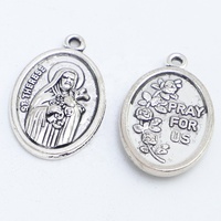 Pendentif médaille Sainte Thérèse chrétienne de style religieux de 1 pouce priez pour nous en alliage métallique