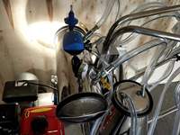 Machine à traire 2 vaches à double alimentation (moteur électrique 110V/60HZ + moteur à essence) HJ-CM011VD03
