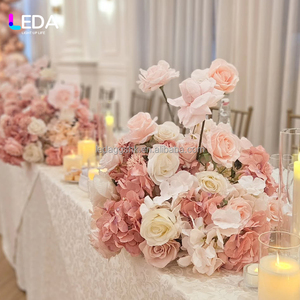 LEDA - Centro de Mesa de Flores Artificiales Rosadas para Decoración de Bodas y Fiestas - Product Image 3